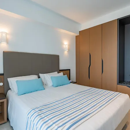 Minos Apartmanhotel 3*