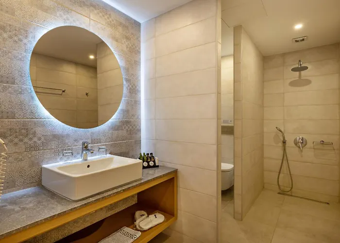 Minos 3* Ретимно